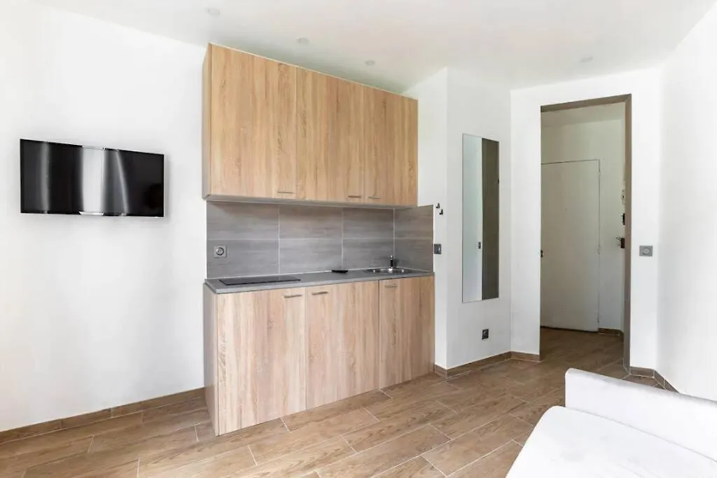 Hsh Bessieres-Batignolles Paris Superbe Studio 0*,  France